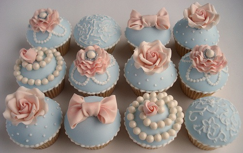 pink, cake and bows