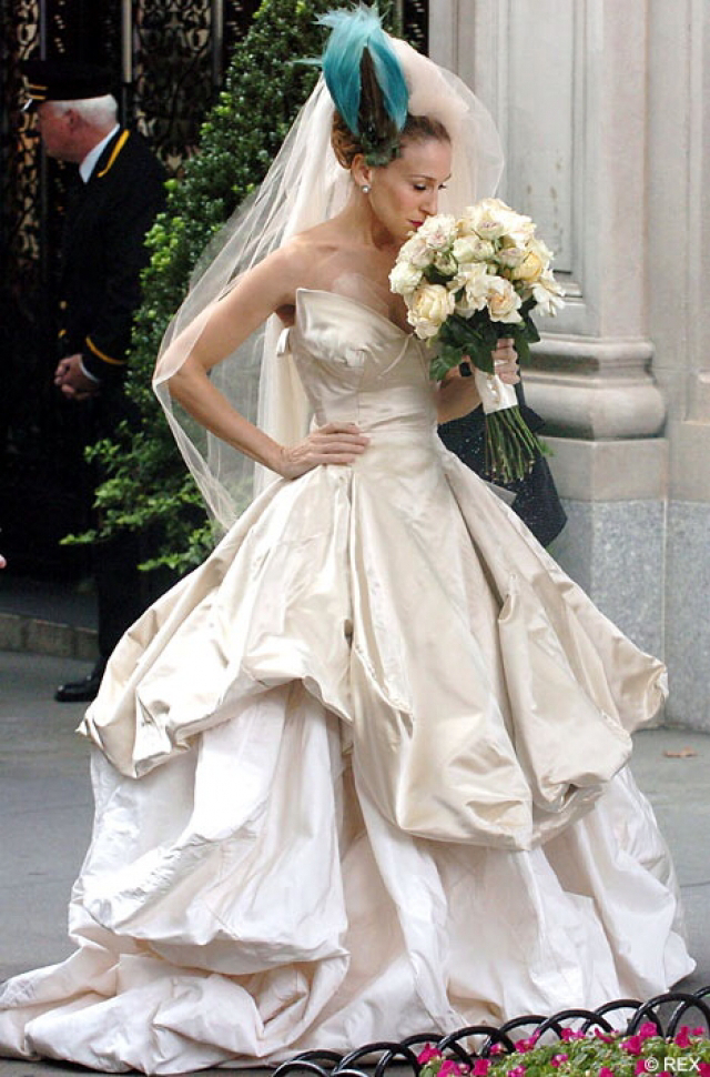 wedding dress, carey, Sara jessica Parker and girl