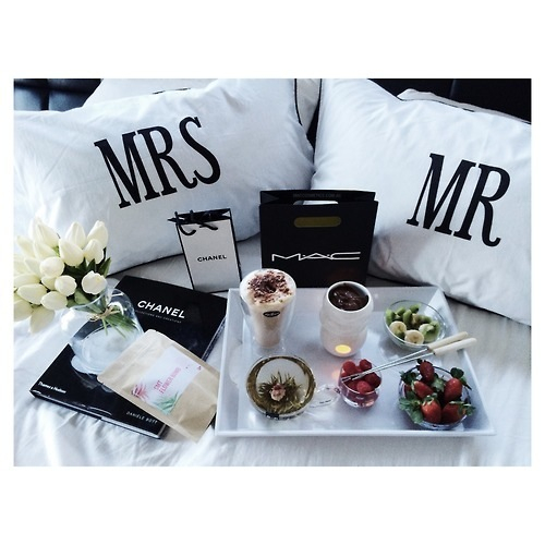 goals, marriage, couple and food