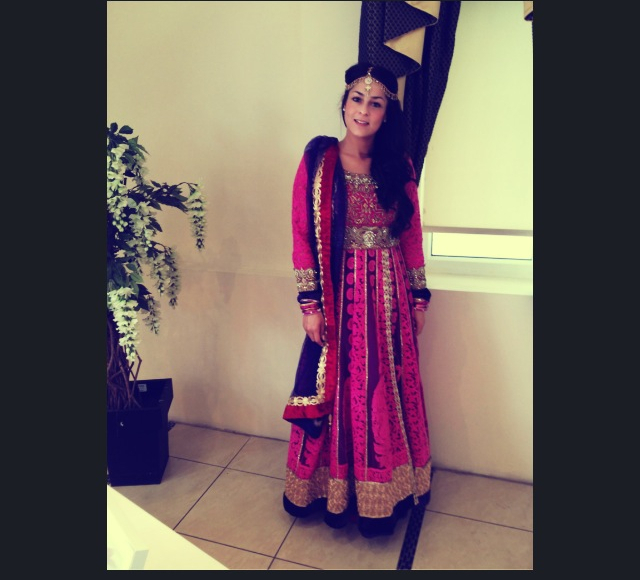 indian wedding, proud, pretty and friends