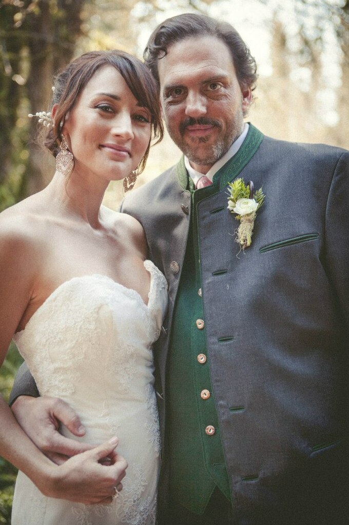 rosalee, monroe, wedding dress and wesen