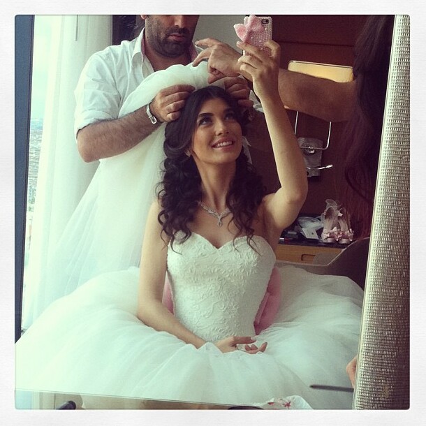 nuptial, white, Turkish and actress