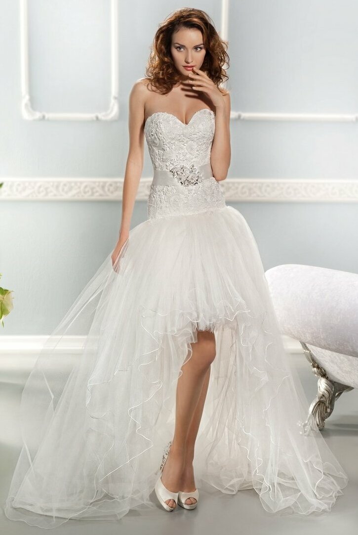 girly, feminine, petticoats and lipstick
