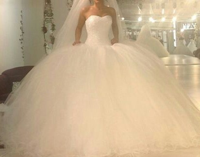 dress, white and beautifiul