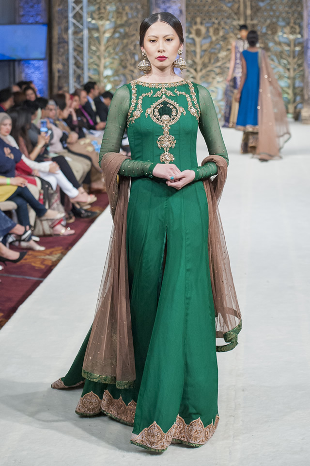 fashion shows, designer dresses, bridal dresses and weddings of asia