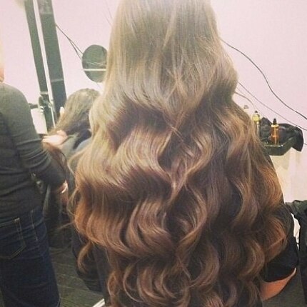 shos, hair and dress