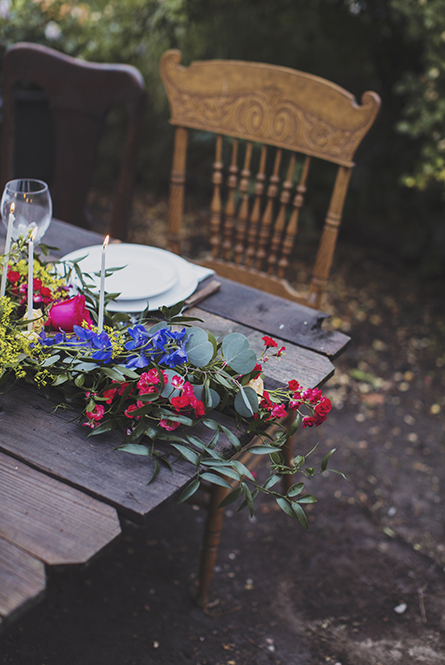 tablescape, table and table setting