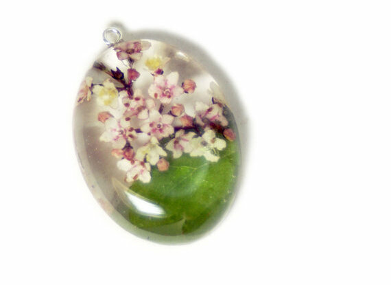 flower pendant, white flower jewelry and green pendant