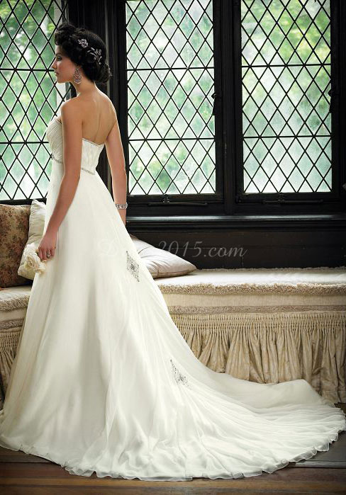 floor-length, bride fashion, embroidery flowers and wedding dress
