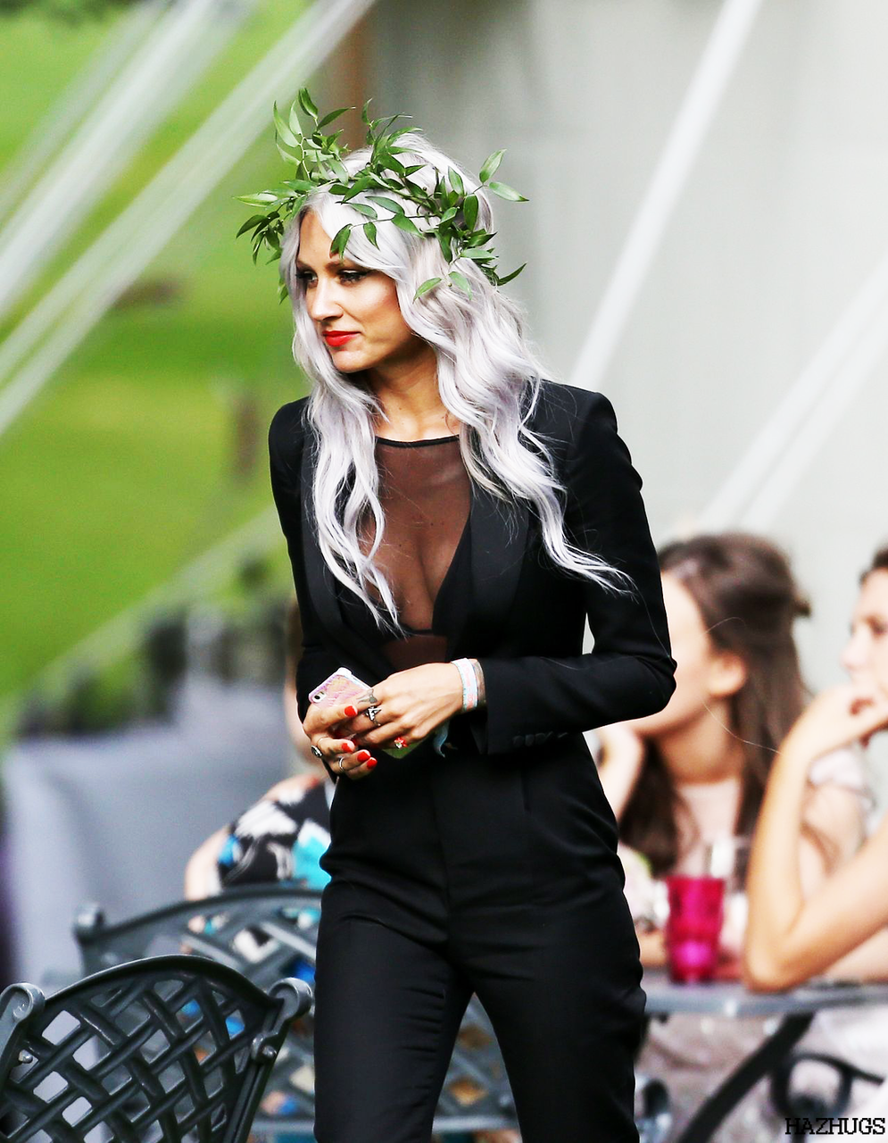outfit, tomlinson, stunning and beautiful