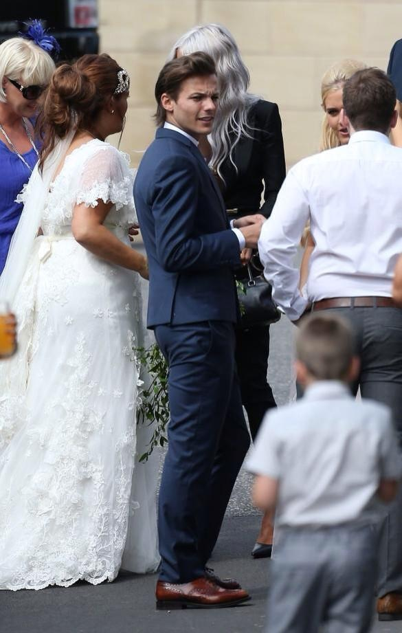louis tomlinson, johannah, one direction and jay's wedding