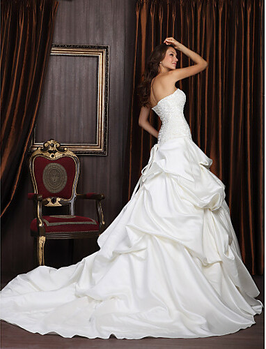 Blanc, mariage and robe de mariée