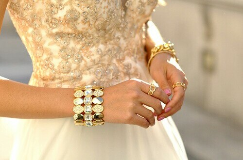 so amazing, dress and beautiful