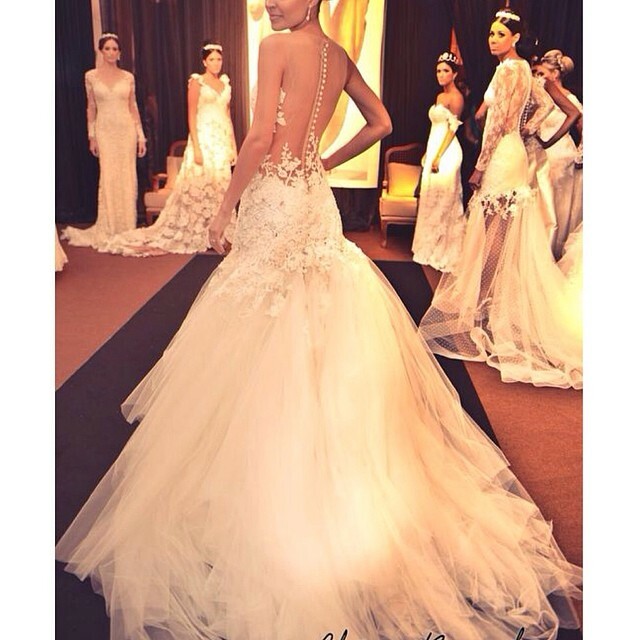hairs, brides, details and dresses
