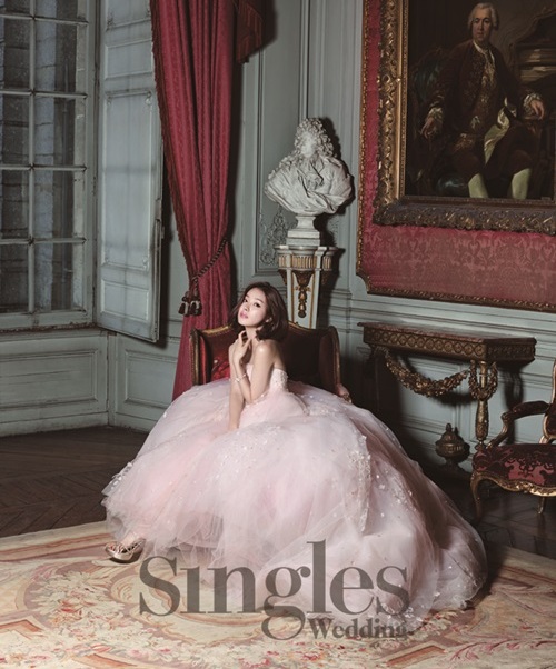 wedding dress, so yi hyun, pink wedding dress and singles