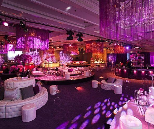wedding decorations, flowers, bouquets and pruple