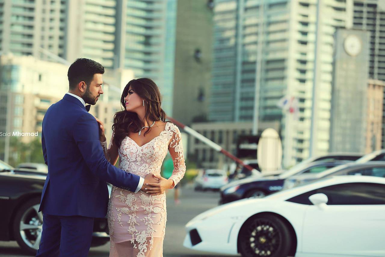amour, wedding dress, black car and woman