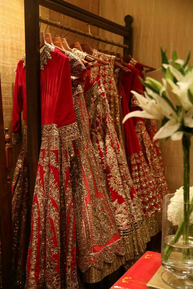 indian bride, dulhan, dress and manish malhotra