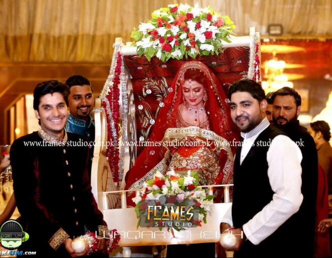 love, arrival, ayeza and khan
