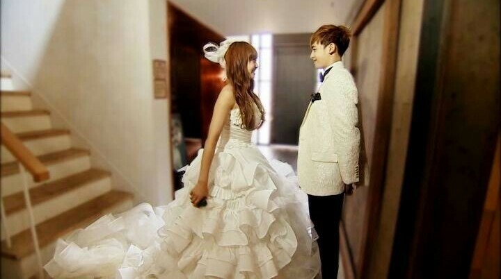 victoria, nichkhun and 宋茜
