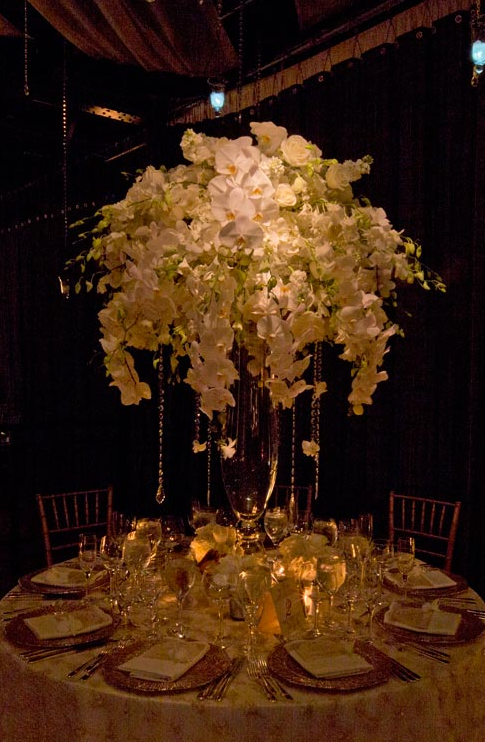 wedding design, white, centerpiece and beads
