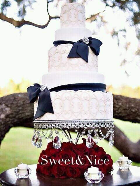 cake and white&black