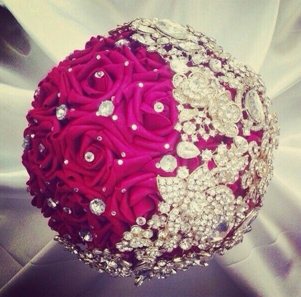 chic, rhinestone, bouquet of roses and red roses