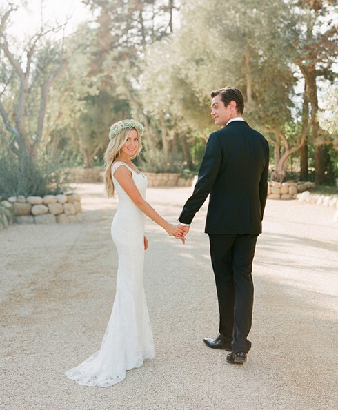 honeymoon, black n white, love and ashley tisdale