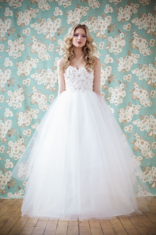 xo, princesse, cute and wedding dresses