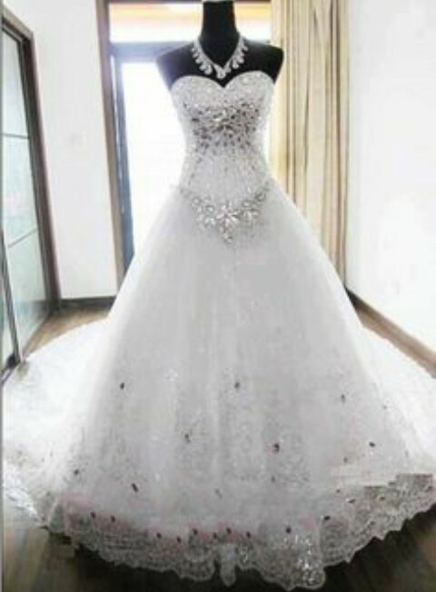 wedding dress, cristal, corset and Couture