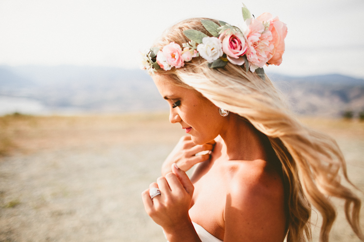 bride, fashion, blonde and crown