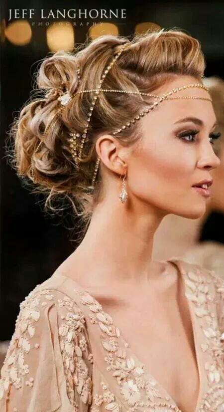 headpiece, jewellery and stunning