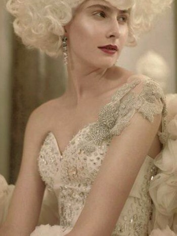 bordado, wedding dress and corset