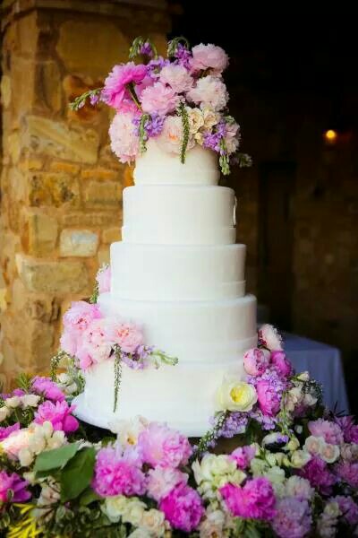 wedding cake, wedding cake decoration and wedding flower theme