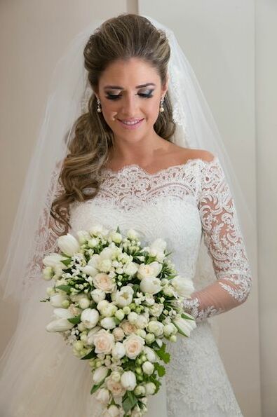 wedding hair, tulle and white