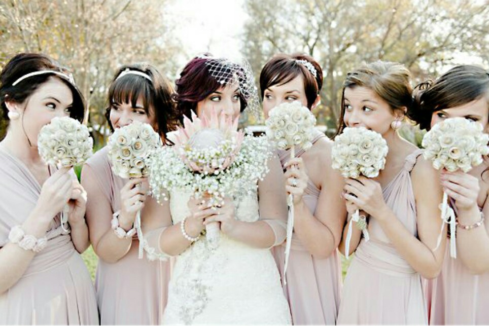 wedding ideas, wedding bouquet, matching bouquets and wedding bouquet ideas