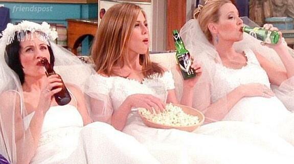 beer, friends and dress