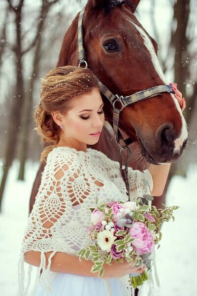 horse, blondy and flowers