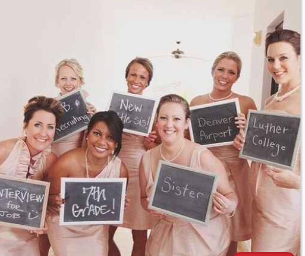 wedding photo ideas and bridesmaids