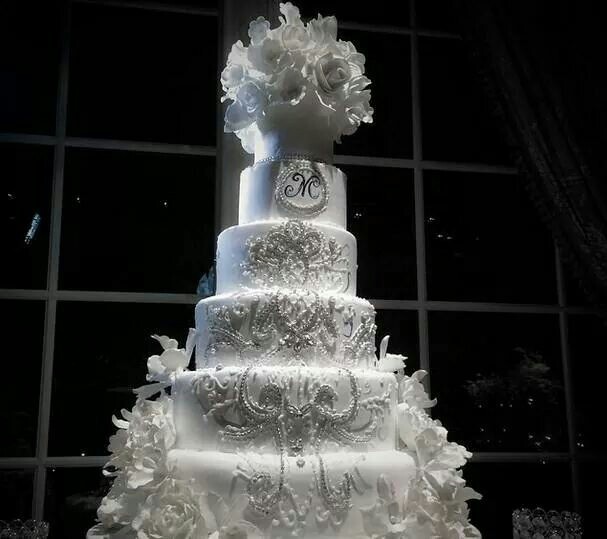 cake, pearls, rococo and fasgion