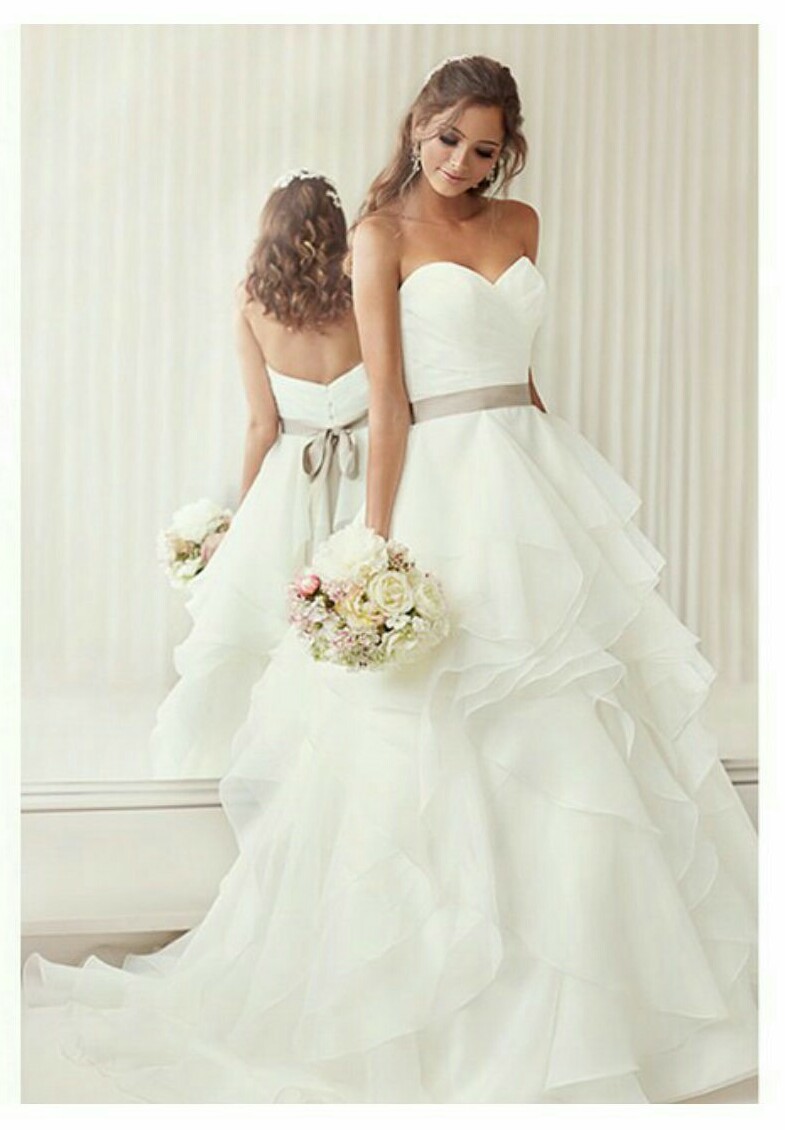 wedding dress, stile, fashion and hail
