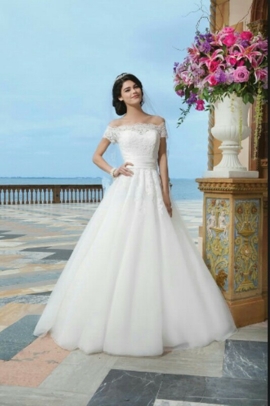 beautiful, flowers, white and sincerity