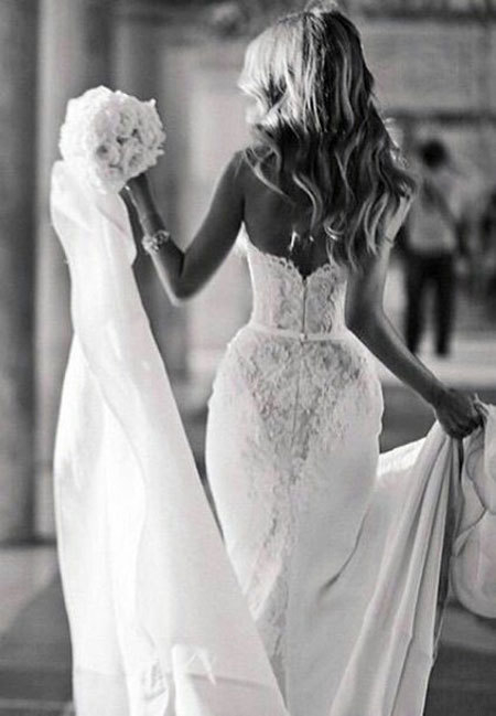 curves, weddingdress and beautiful