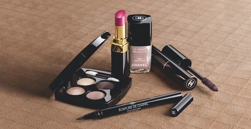 holiday, luxury and makeup