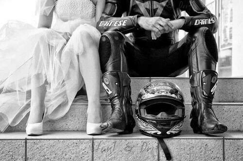 weddingdress, motorbike and love
