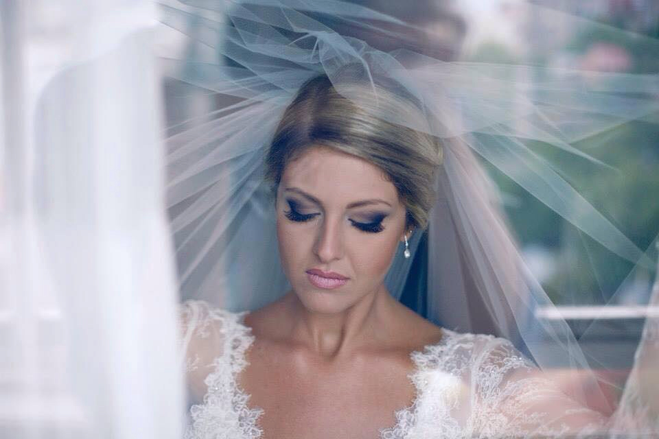 mariam baratashvili, wedding dress, pretty and photograph