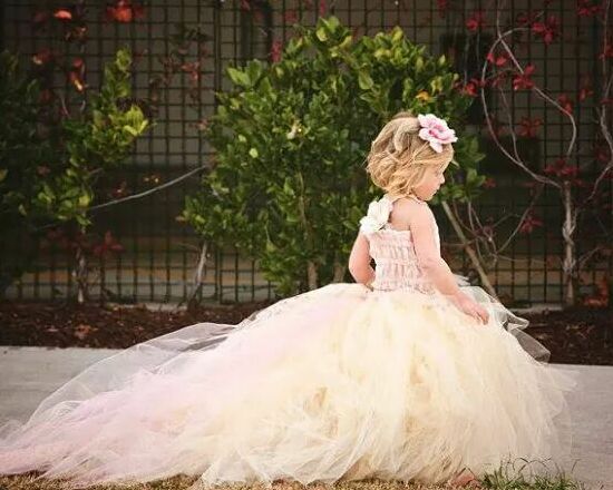 flowergirl, stunning and detail