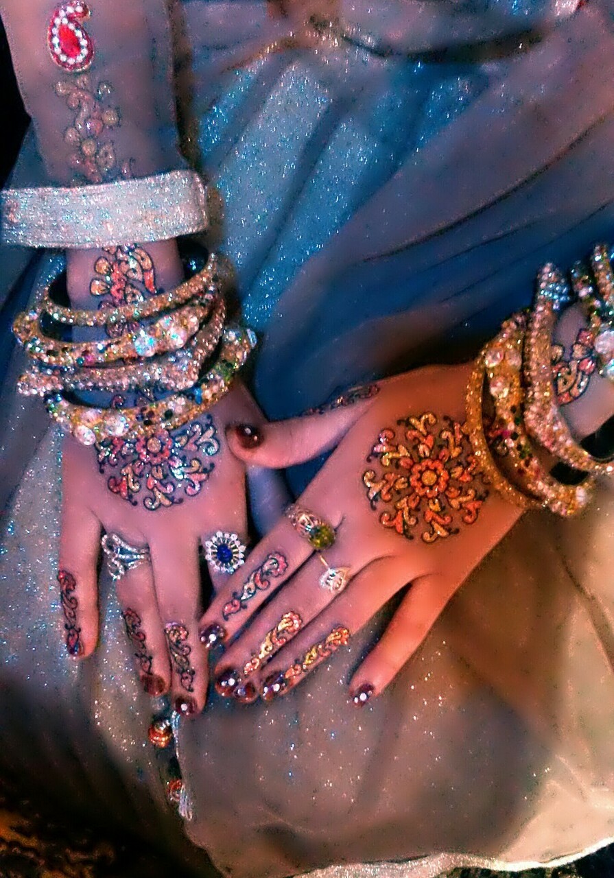 indian, princess, beautiful and mehndi