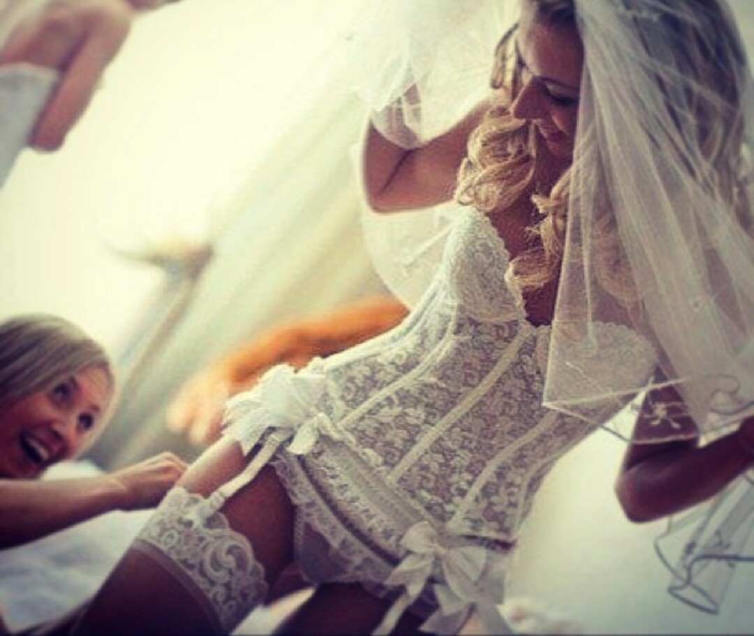 night, corset, frilly and bows