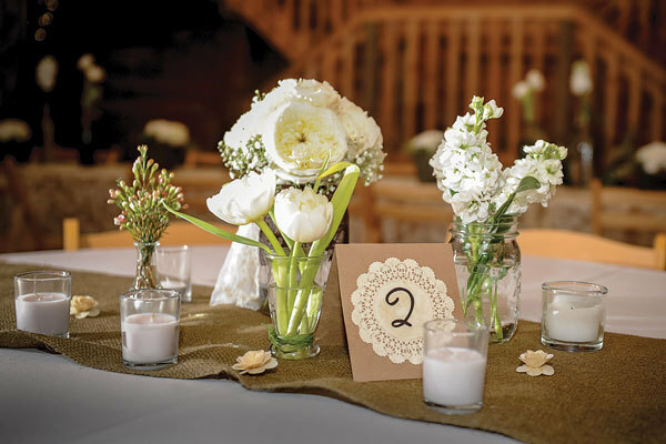 paper doily, flower and tabel number